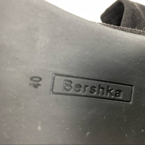 Bershka Faux Suede Black Slip-On Boots size 40 - Picture 9 of 9
